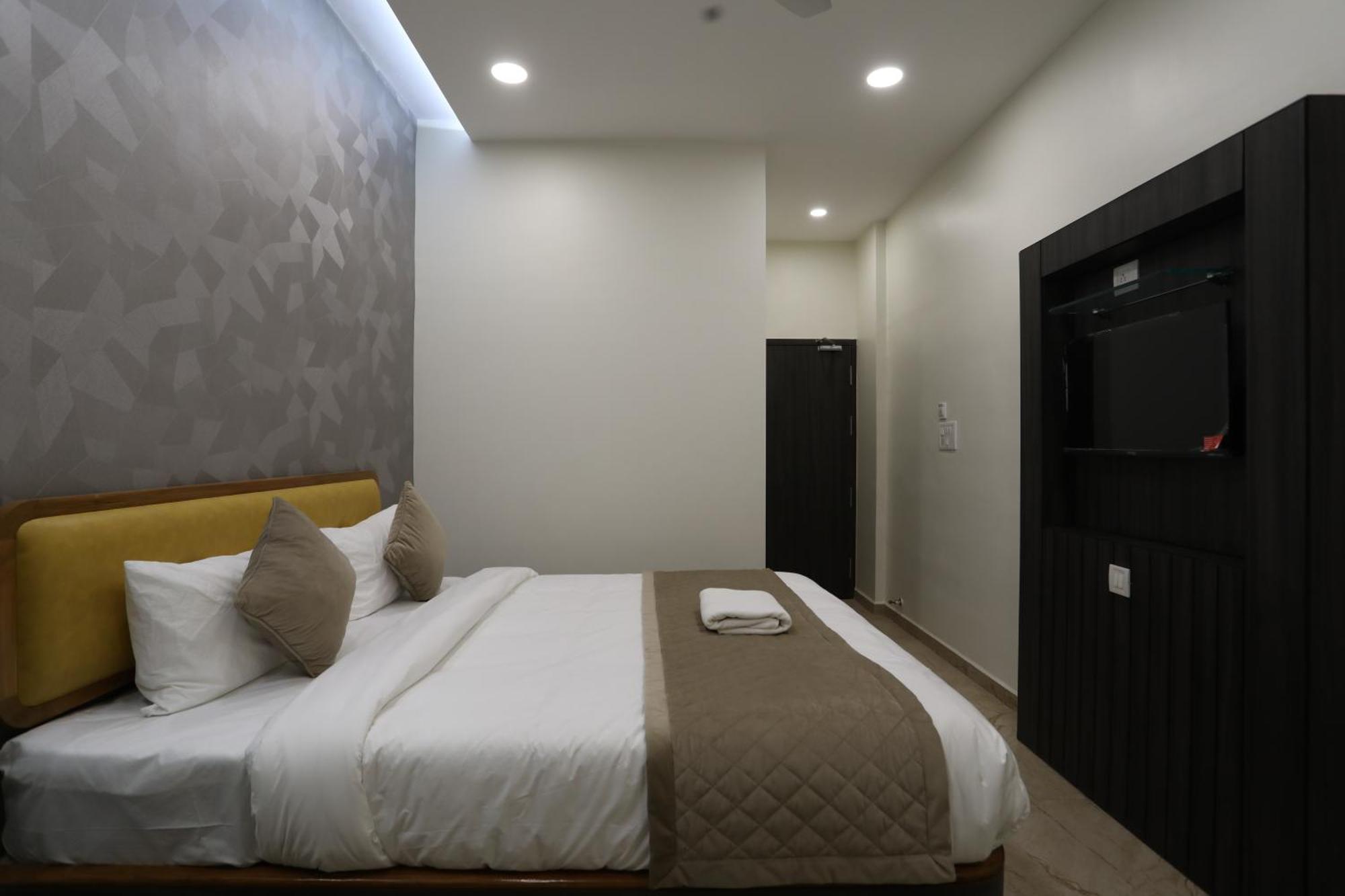 Hotel Ajinkya Palace Aurangābād Extérieur photo